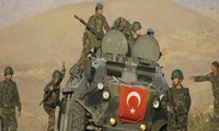 Clashes in Turkey kill dozens