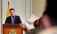 Colombia's President dedicates Nobel Peace Prize to conflict victims 