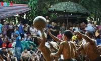 Unique mud ball wrestling festival in Van village