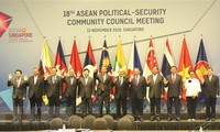 Vietnam urges ASEAN to pursue shared principles in resolving East Sea issue