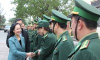 Soldiers in Quang Nam hailed for disaster mitigation efforts