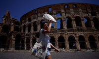 Heat storm stretches into southern Europe, health alerts issued