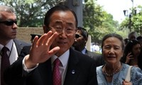 ເລຂາທິການໃຫຍ່ສະຫະປະຊາຊາດ Ban Ki Moon ຢ້ຽມຢາມ ມຽນມາ
