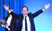 ທ່ານ Francois Hollande ຍາດໄດ້ໄຊຊະນະໃນການ ເລືອກຕັ້ງປະທານາທິບໍດີ ຟລັ່ງ