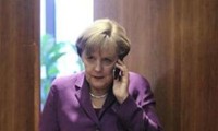 ເຢຍລະມັນຮຽກຮ້ອງໃຫ້ ອາເມລິກາ ອະທິບາຍແຫຼ່ງຂ່າວລັກຟັງໂທລະສັບມືຖືຂອງນາຍົກລັດຖະມົນຕີ Angela Merkel