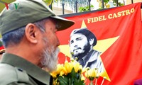 ຫວຽດນາມໄວ້ທຸກປະທານກູບາ Fidel Castro 