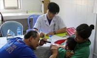 남중부와 떠이 응우옌 고원 주민을 위한 “푸옌 언청이 수술 프로그램” 진행