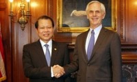 Vize-Premierminister Vu Van Ninh beendet seinen Besuch in den USA