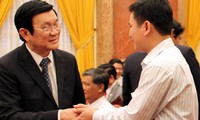 Staatspräsident Truong Tan Sang ehrt Leiter der Genossenschaften
