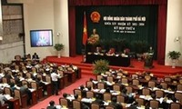 Parlamementspräsident: Hanoi soll die Arbeit des Volksrates verbessern