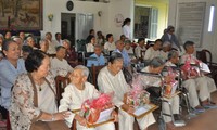 Die Stadt Da Nang unterstützt die Betreuung von Senioren