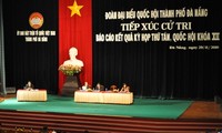 Abgeordnete treffen die Wähler in Da Nang