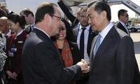Frankreichs Präsident François Hollande zu Gast in China