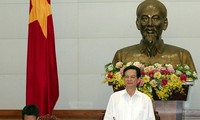 Premierminister Nguyen Tan Dung besucht den Verband der vietnamesischen Kriegsveteranen