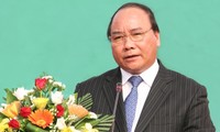 Vize-Premierminister Nguyen Xuan Phuc besucht die Provinz Long An