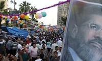 Die Anhänger des gestürzten Präsidenten Mursi demontrieren in Ägypten
