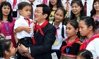 Staatspräsident Truong Tan Sang schickt Brief an Kinder zum Vollmondfest 