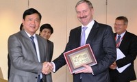 Vietnam beteiligt sich an ASEAN-EU-Luftverkehrsgipfel