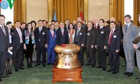 Parlamentspräsident Nguyen Sinh Hung besucht die Schweiz