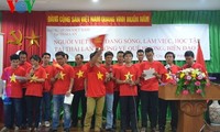 Die Gemeinde der Vietnamesen in Thailand richtet sich auf das Meer und die Inseln der Heimat