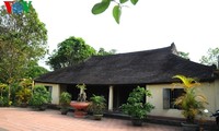 Die Schönheit des 100-jährigen Ruong-Hauses in Hue