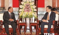 Staatspräsident Truong Tan Sang empfängt den kambodschanischen Parlamentspräsident