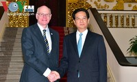 Premierminister Nguyen Tan Dung empfängt den deutschen Bundestagspräsidenten Norbert Lammert