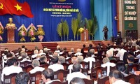 Der Staatspräsident nimmt an Feier zum 40. Jahrestag der Vereinigung des Landes in Long An teil