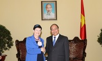 Vize-Premierminister Phuc empfängt Staatssekretärin des britischen Unternehmen-Ministeriums