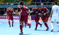 Vietnamesische Mannschaft gewinnt beim ersten Spiel der Futsal-Weltmeisterschaft