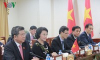Parlamentspräsidentin Nguyen Thi Kim Ngan beendet ihre Dienstreise in einigen ASEAN-Ländern