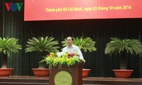 Staatspräsident trifft Unternehmer in Ho Chi Minh Stadt