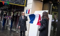 Frankreich: Gedenken an Opfer der Terroranschläge vor einem Jahr