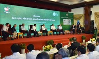 Aufbau der wettbewerbsfähigen und modernen Landwirtschaft in Vietnam