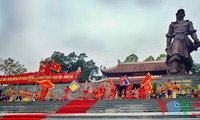 Dong Da-Hügelfest: Darstellung des historischen Kampfes gegen die Eroberung