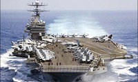 US-Flugzeugträger patrouilliert auf dem Ostmeer