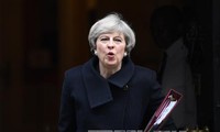Britische Regierung will auf ihrem Standpunkt über das Brexit-Gesetz beharren