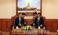 Laos legt großen Wert auf die Beziehungen zu der Partei und dem Volk Vietnams