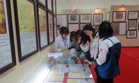 Ausstellung der Landkarten und Dokumente über Hoang Sa- und Truong Sa-Inselgruppen