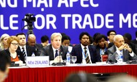 Die Minister treffen sich auf der Sitzung zur Förderung des TPP-Abkommens