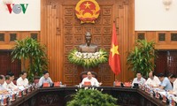 Premierminister Nguyen Xuan Phuc fordert schnelle Auszahlung der Entwicklungshilfe 