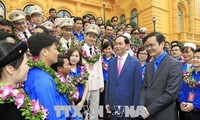 Staatspräsident Tran Dai Quang trifft ausgezeichnete Mitglieder des Jugendverbands
