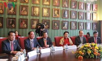 Parlamentspräsidentin Nguyen Thi Kim Ngan tagt mit der Präsidentin des niederländischen Senats