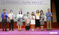 Verleihung der Presse-Preise über den Jugendverband und Junioren-Bewegungen