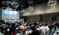 Das Theorie-Seminar zwischen KP-Vietnam und KP-China