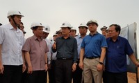 Vize-Premierminister Trinh Dinh Dung: Mekong-Delta bereitet sich auf Maßnahmen gegen Flut vor