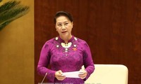Parlamentspräsidentin Nguyen Thi Kim Ngan empfängt die stellvertretende Vorsitzende der russischen Staatsduma 