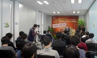 Vietnam und Japan treten im Wettkampf für Programmierung der künstlichen Intelligenz an