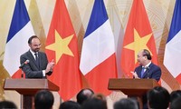 17 Dokumente für die Zusammenarbeit zwischen Vietnam und Frankreich in verschiedenen Bereichen