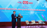 Vize-Premierminister Vuong Dinh Hue nimmt am CEO-Forum 2019 teil